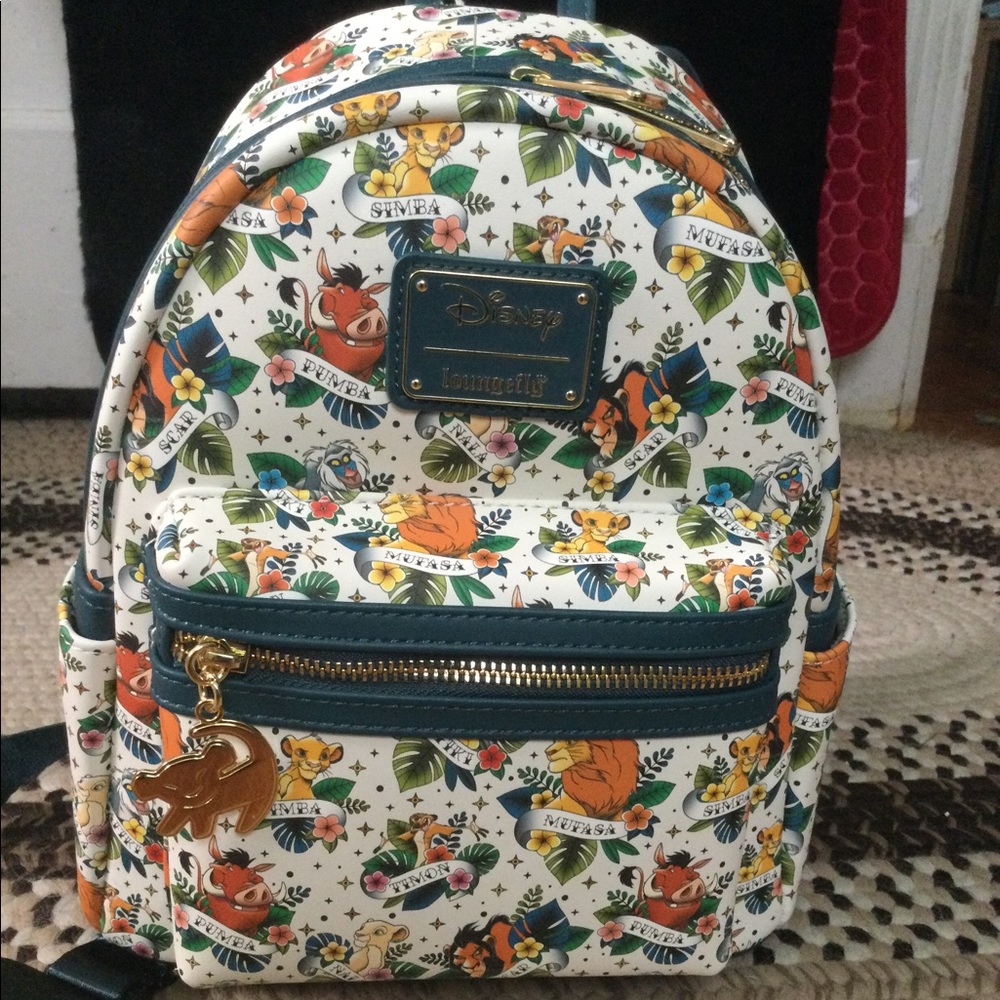 Loungefly Lion King back pack - Picture 3 of 11